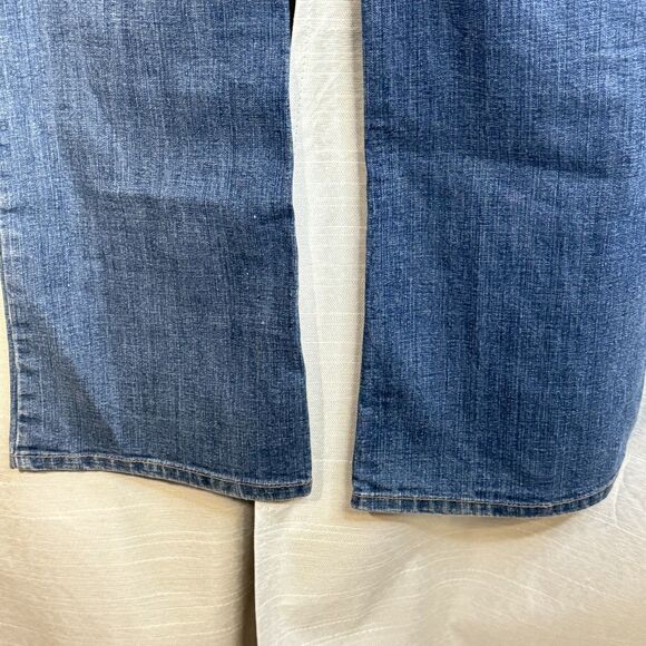 Jordache Bootcut 10 Women's Denim Jeans Embroider  pockets Medium Wash stretch - Picture 4 of 9